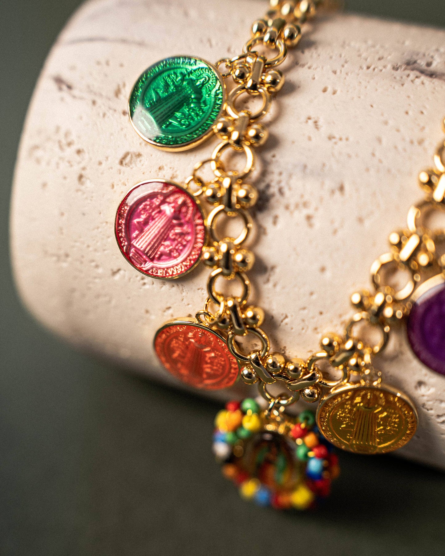 Estillo Necklace