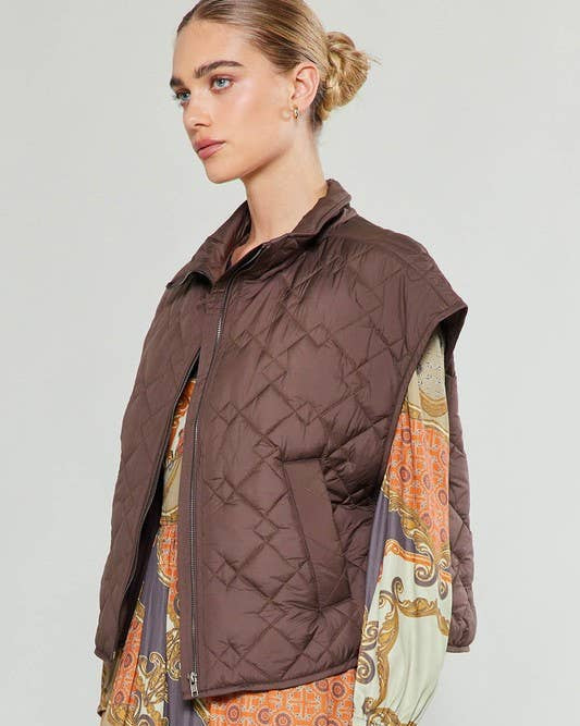 Lynnie Vest