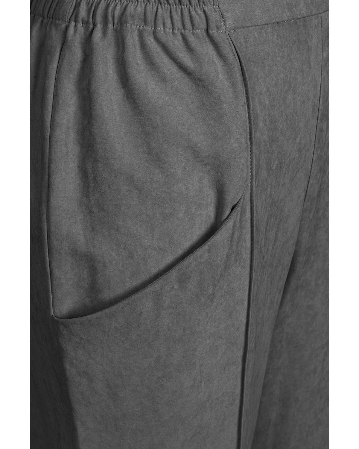 Sandi Pant
