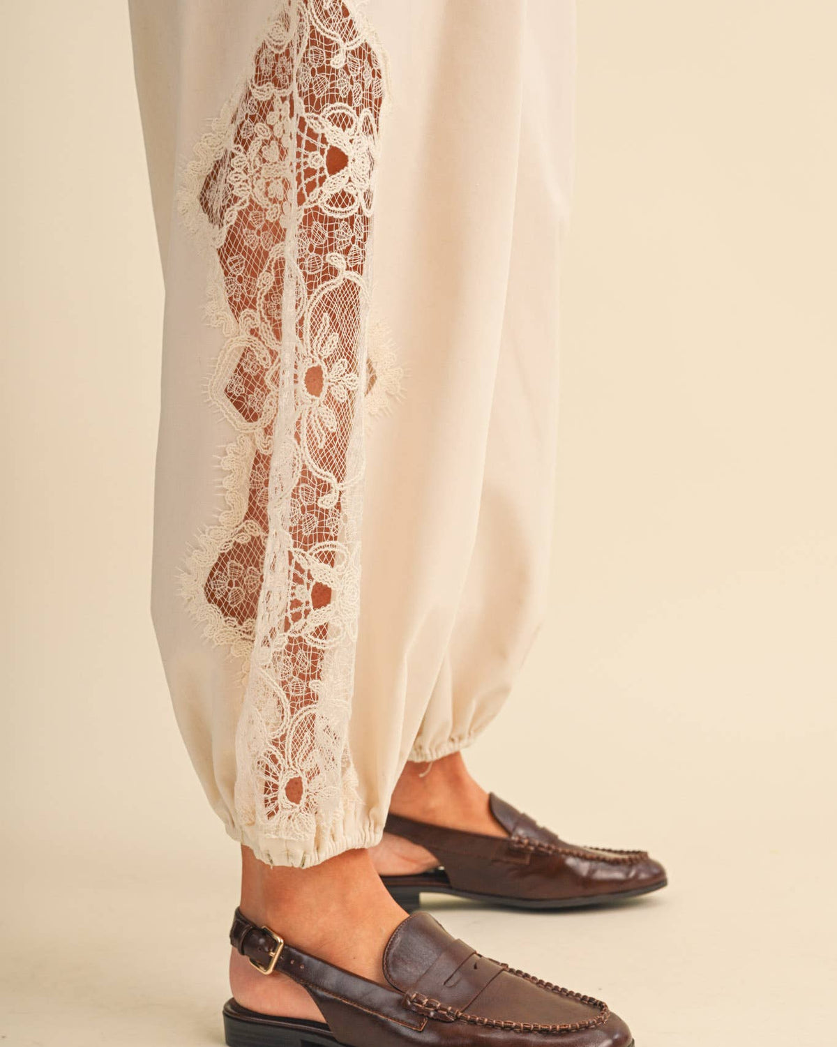 LACE BALLOON PANTS