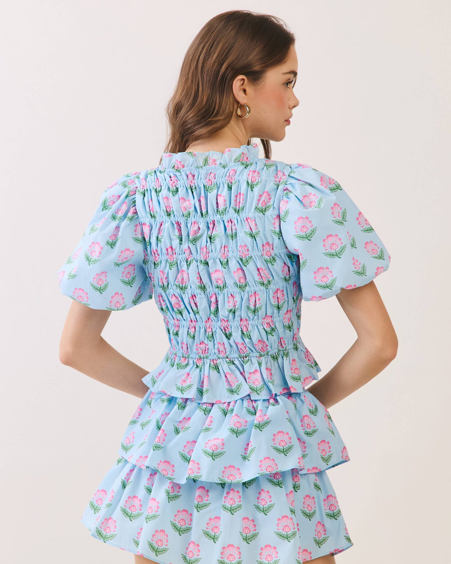 CT9889-Floral Print Ruffle Trim Puff Sleeve Tie Front Top