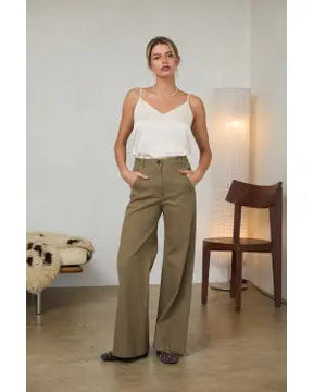 Olive Trouser