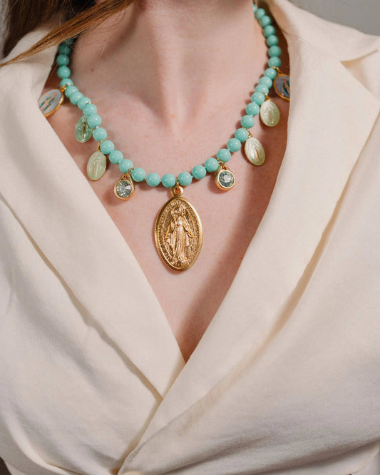 Mano Necklace