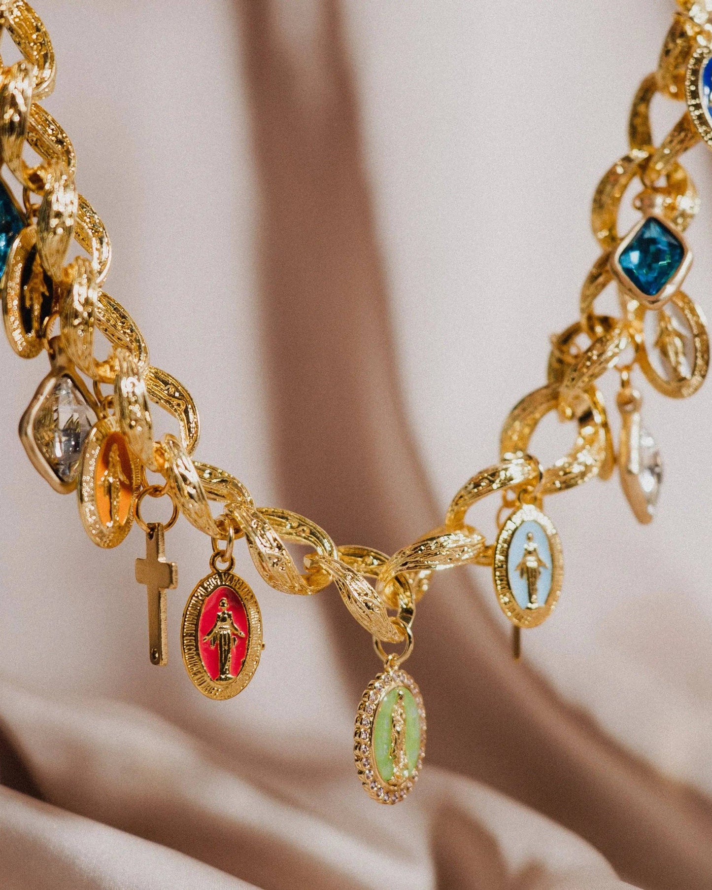 Oro Necklace